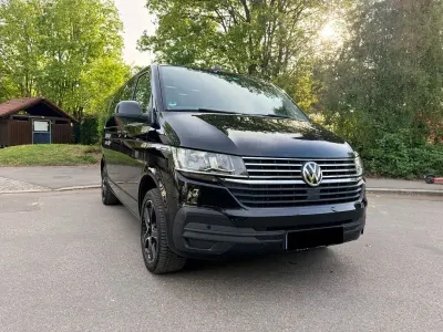 Używany VW Multivan Comfortline 150 KM (110 kW) 2021 Czarny Minivan