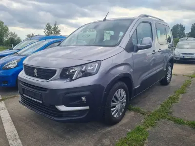 Gebraucht Peugeot Rifter Active 102 PS (75 kW) 2019 Lack grau Van / Kleinbus