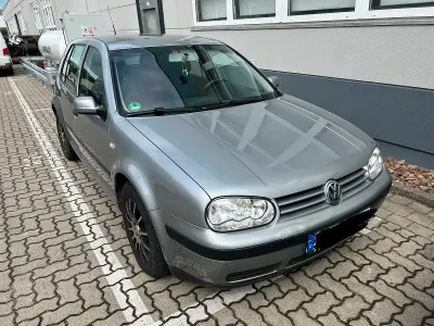 Gebraucht VW Golf IV 105 PS (77 kW) 2003 Silber Kleinwagen