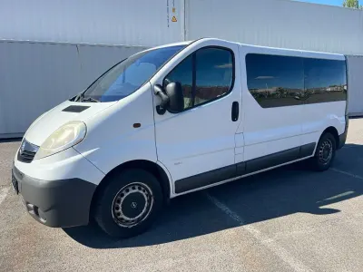 Usata Opel Vivaro 90 CV (66 kW) 2012 Bianco Monovolume