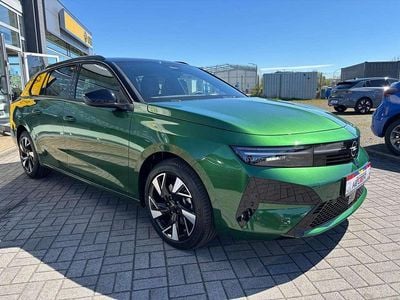 Nuova Opel Astra 136 CV (100 kW) 2026 Verde Station wagon