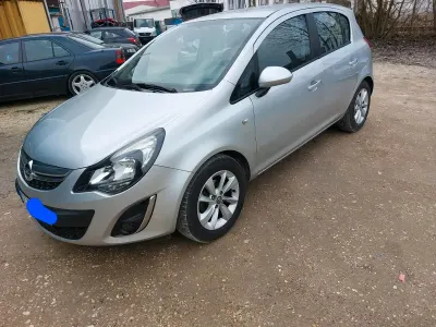 Gebraucht Opel Corsa Energy 86 PS (63 kW) 2014 Silber Kleinwagen