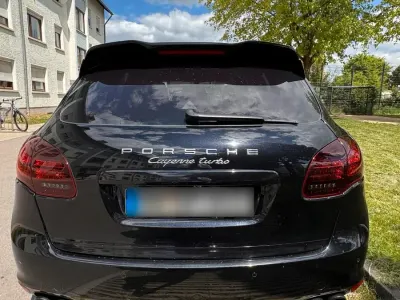 Gebraucht Porsche Cayenne Turbo 500 PS (367 kW) 2013 Schwarz SUV