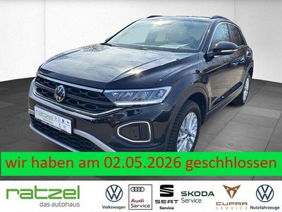 Second-hand VW T-Roc Life 150 CP (110 kW) 2025 Negru SUV