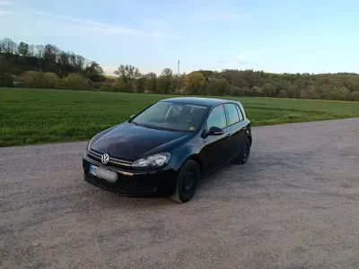 Usata VW Golf VI 102 CV (75 kW) 2011 Nero Utilitaria