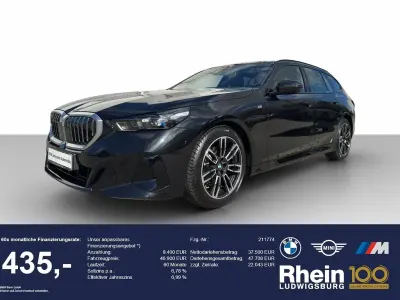 Gebraucht BMW 520 M Sport 197 PS (144 kW) 2025 Black sapphire metallic Kombi
