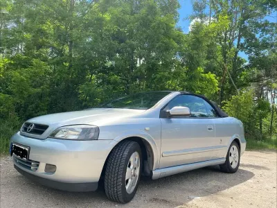 Gebraucht Opel Astra 147 PS (108 kW) 2002 Silber Cabrio