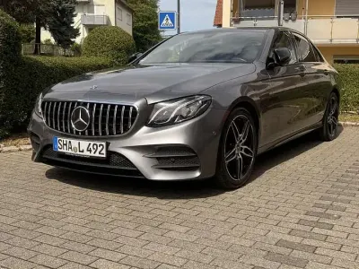 Gebraucht Mercedes E220 AMG line 194 PS (142 kW) 2018 Limousine