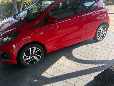 Gebraucht Peugeot 108 Allure 82 PS (60 kW) 2015 Rot Kleinwagen
