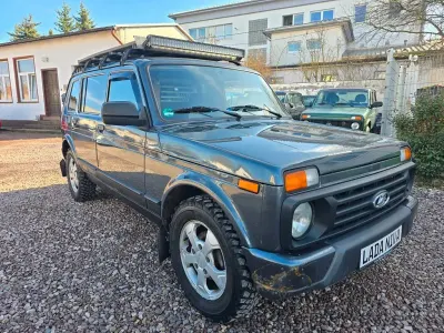 Używany Lada Urban 83 KM (61 kW) 2019 Szary SUV