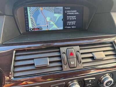 BMW 525