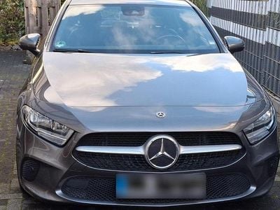 Second-hand Mercedes A180 136 CP (100 kW) 2019 Gri Break
