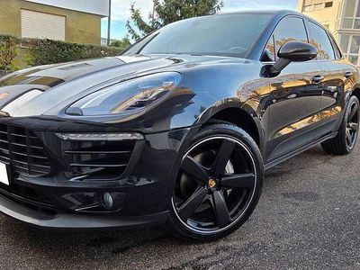 Porsche Macan S