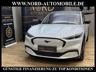 Space white Gebraucht 2022 Ford Mustang Mach-E SUV | 27.980 € (Fairer Preis)
