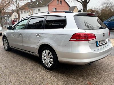 Grau Gebraucht 2011 VW Passat Trendline Kombi | 5.700 € (Fairer Preis)