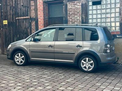 Gebraucht VW Touran 140 PS (102 kW) 2008 Braun Van / Kleinbus