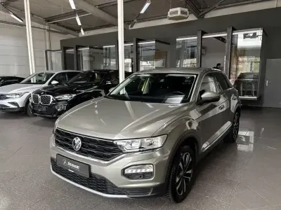 Usata VW T-Roc United 150 CV (110 kW) 2020 Giallo SUV