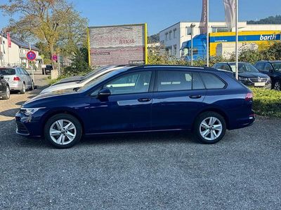 Blau Gebraucht 2022 VW Golf VIII Life Kombi | 17.790 € (Guter Preis)