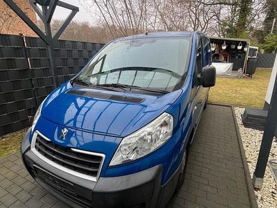 Blau Gebraucht 2012 Peugeot Expert Van | 5.950 €