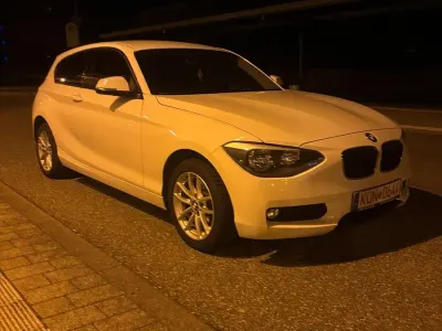 Gebraucht BMW 114 102 PS (75 kW) 2013 Weiß Kleinwagen