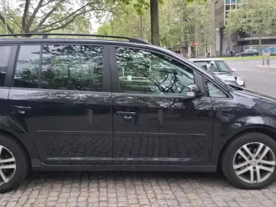Gebraucht VW Touran 140 PS (102 kW) 2007 Schwarz Van / Kleinbus
