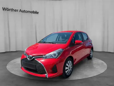 Gebraucht Toyota Yaris Comfort 99 PS (72 kW) 2014 Rot Kleinwagen