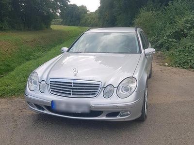 Mercedes E280