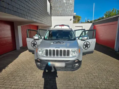 Gebraucht Jeep Renegade Limited 140 PS (102 kW) 2015 Silber SUV