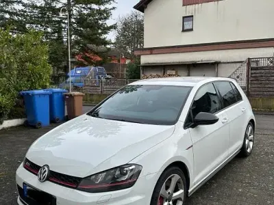Gebraucht VW Golf VII GTI 230 PS (169 kW) 2016 Weiß Limousine