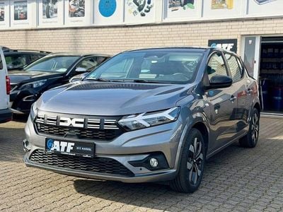 Gebraucht Dacia Sandero Journey 101 PS (74 kW) 2025 Grau Limousine