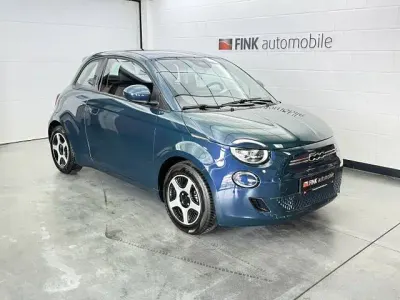Gebraucht Fiat 500e Action 69 kW (95 PS) 2023 Grün Limousine