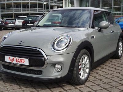 Gebraucht Mini Cooper 136 PS (100 kW) 2019 Moonwalk grau (metallic) Kleinwagen
