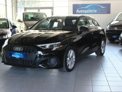 Gebraucht Audi A3 Sport 150 PS (110 kW) 2022 Schwarz Limousine