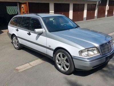 Mercedes 200