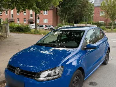 Gebraucht VW Polo 75 PS (55 kW) 2010 Blau Kleinwagen