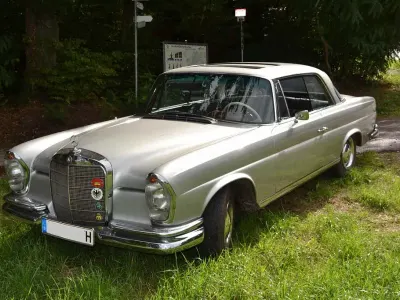 Gebraucht Mercedes 250 SE 150 PS (110 kW) 1967 Silber Coupé