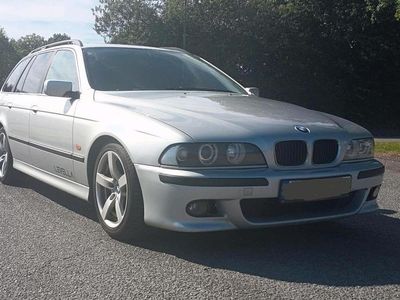 Gebraucht BMW 523 170 PS (125 kW) 1999 Silber Kombi