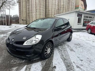 Schwarz Gebraucht 2008 Renault Clio III Extreme Kleinwagen | 1.990 € (Etwas zu teuer)