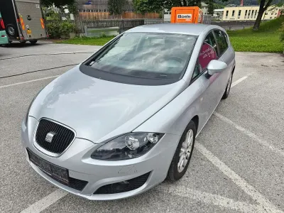 Gebraucht Seat Leon Stylance 105 PS (77 kW) 2010 Silber Kleinwagen