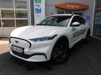 Gebraucht Ford Mustang Mach-E Basis 197 kW (269 PS) 2022 Weiß SUV