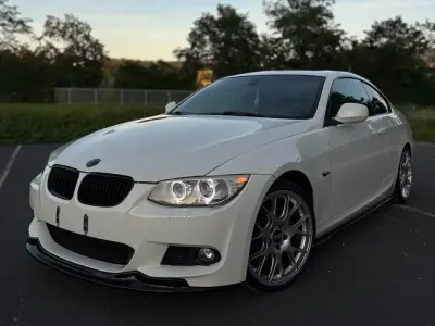Gebraucht BMW 330 M Sport 245 PS (180 kW) 2010 Weiß Coupé
