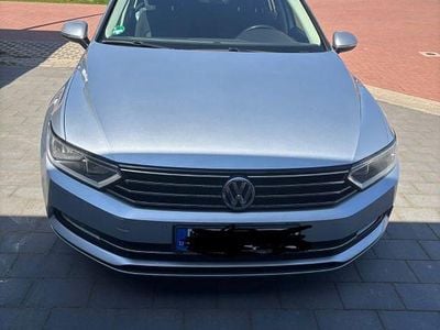 Używany VW Passat Comfortline 150 KM (110 kW) 2017 Srebrny Kombi