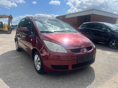 Rot Gebraucht 2005 Mitsubishi Colt Invite Kleinwagen | 2.480 € (Etwas zu teuer)