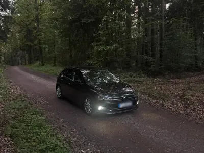 Gebraucht VW Polo 80 PS (58 kW) 2018 Schwarz Kleinwagen