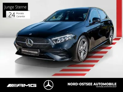 Gebraucht Mercedes A200 AMG 163 PS (119 kW) 2025 Kosmosschwarz metallic Limousine