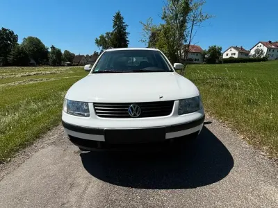 Gebraucht VW Passat 101 PS (74 kW) 1997 Weiß Kombi