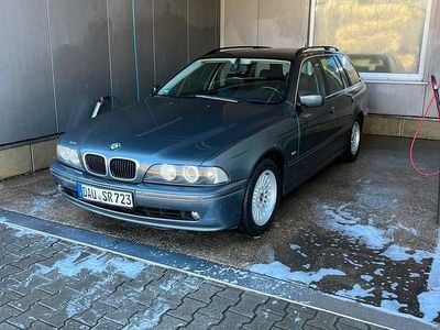 BMW 525