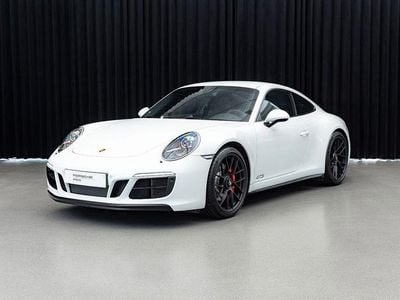 Porsche 911 Carrera GTS
