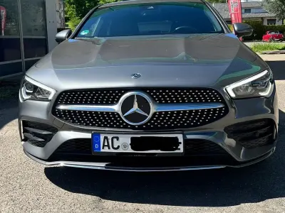 Gebraucht Mercedes CLA180 AMG line 136 PS (100 kW) 2019 Grau Coupé