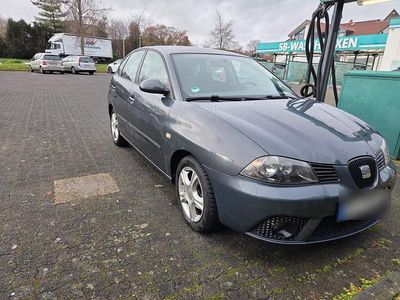 Grau Gebraucht 2007 Seat Ibiza Kleinwagen | 1.850 € (Fairer Preis)
